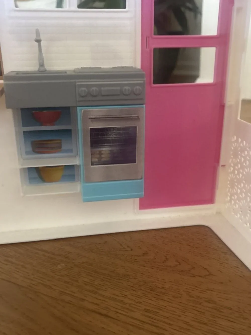 Barbie Dollhouse, Portable 1-Story Playset with 3 Dolls No Accessories